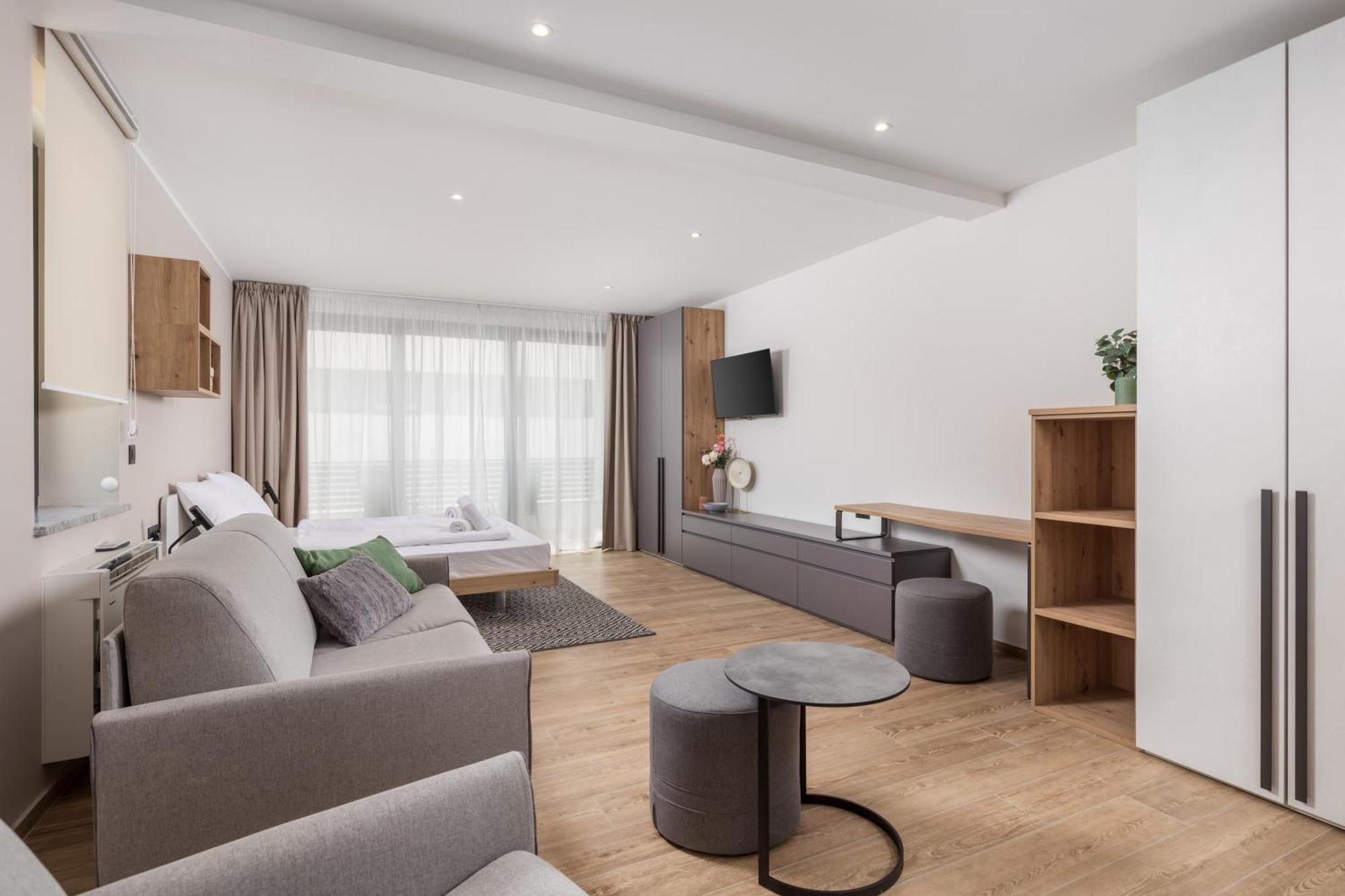 אופטיה Belinda Apartments With Balcony & Private Parking מראה חיצוני תמונה