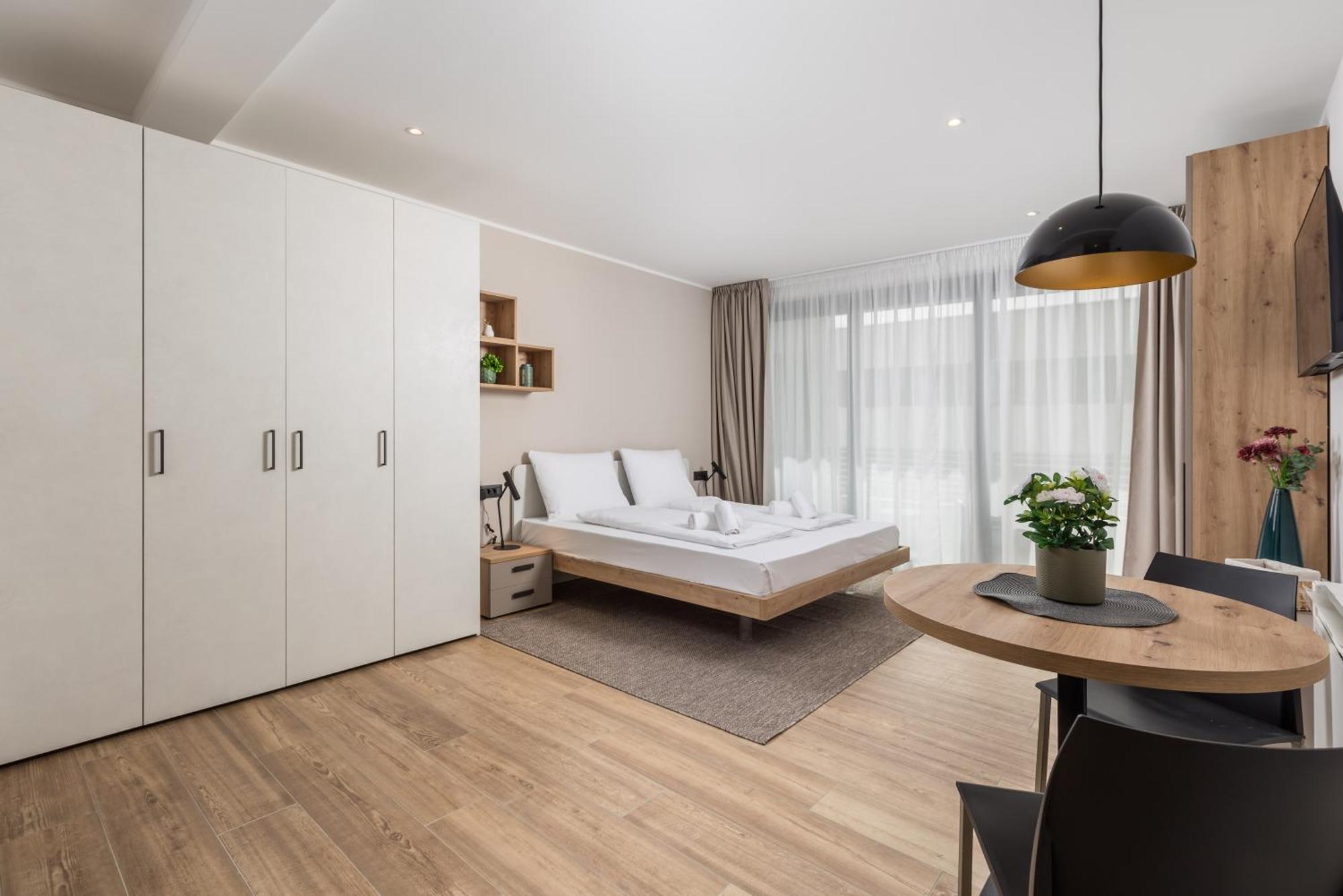 אופטיה Belinda Apartments With Balcony & Private Parking מראה חיצוני תמונה