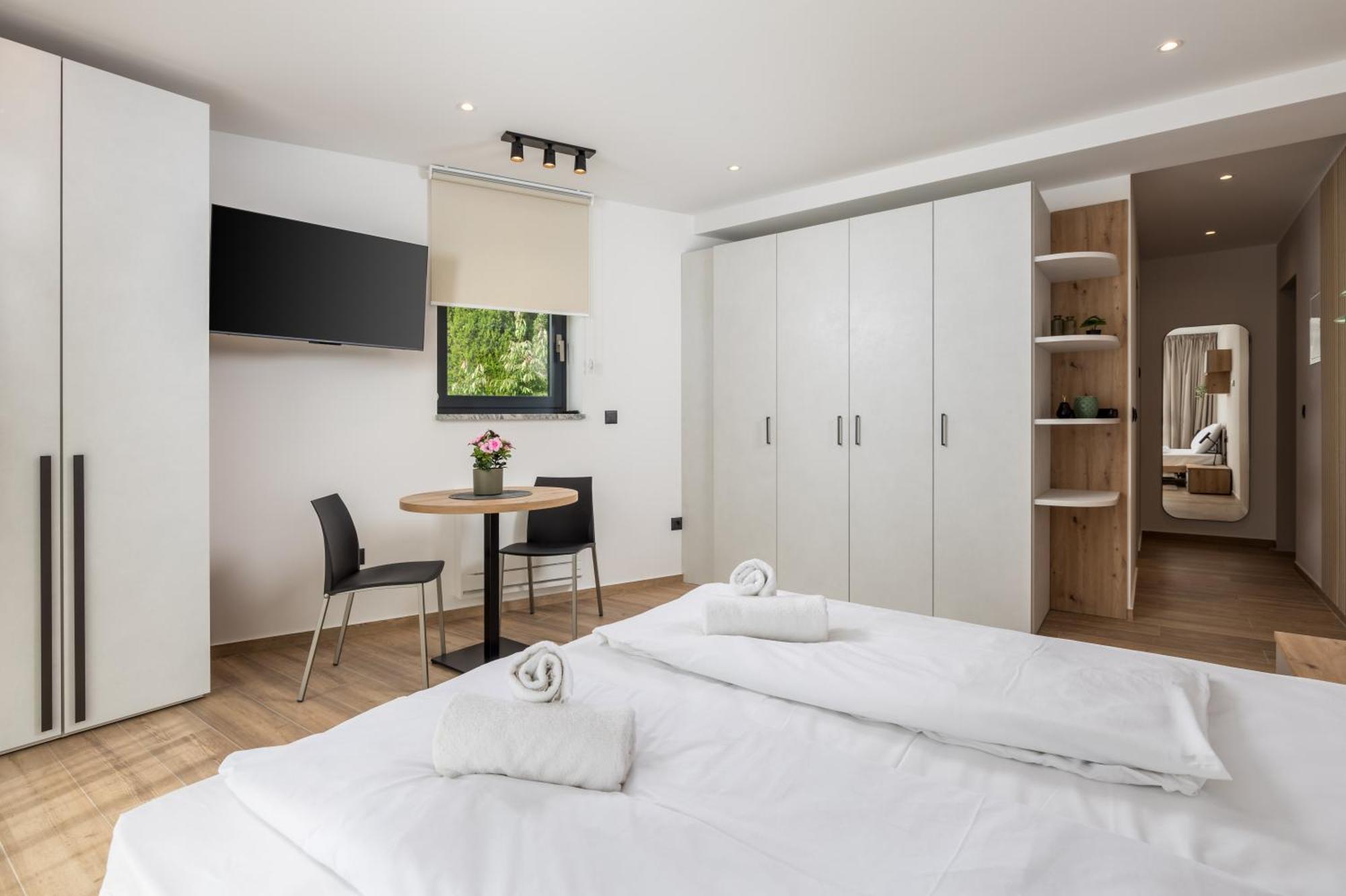 אופטיה Belinda Apartments With Balcony & Private Parking מראה חיצוני תמונה