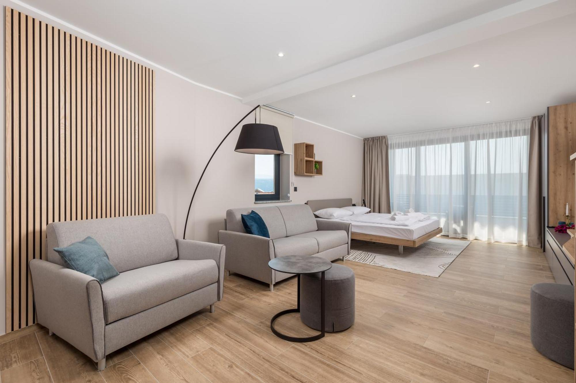 אופטיה Belinda Apartments With Balcony & Private Parking מראה חיצוני תמונה