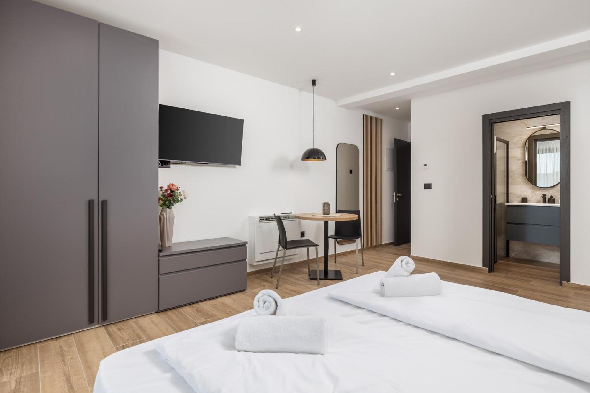 אופטיה Belinda Apartments With Balcony & Private Parking מראה חיצוני תמונה