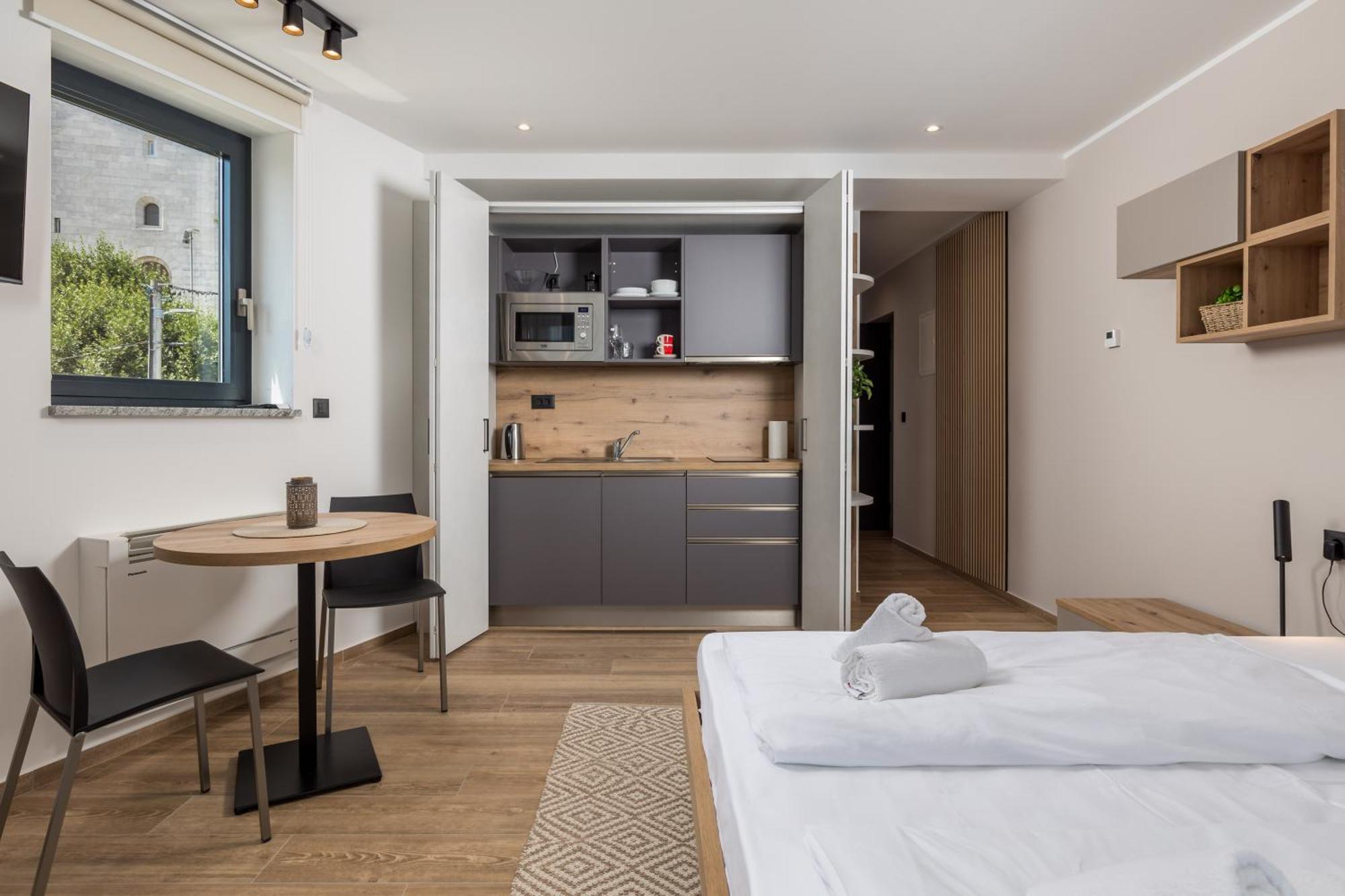 אופטיה Belinda Apartments With Balcony & Private Parking מראה חיצוני תמונה