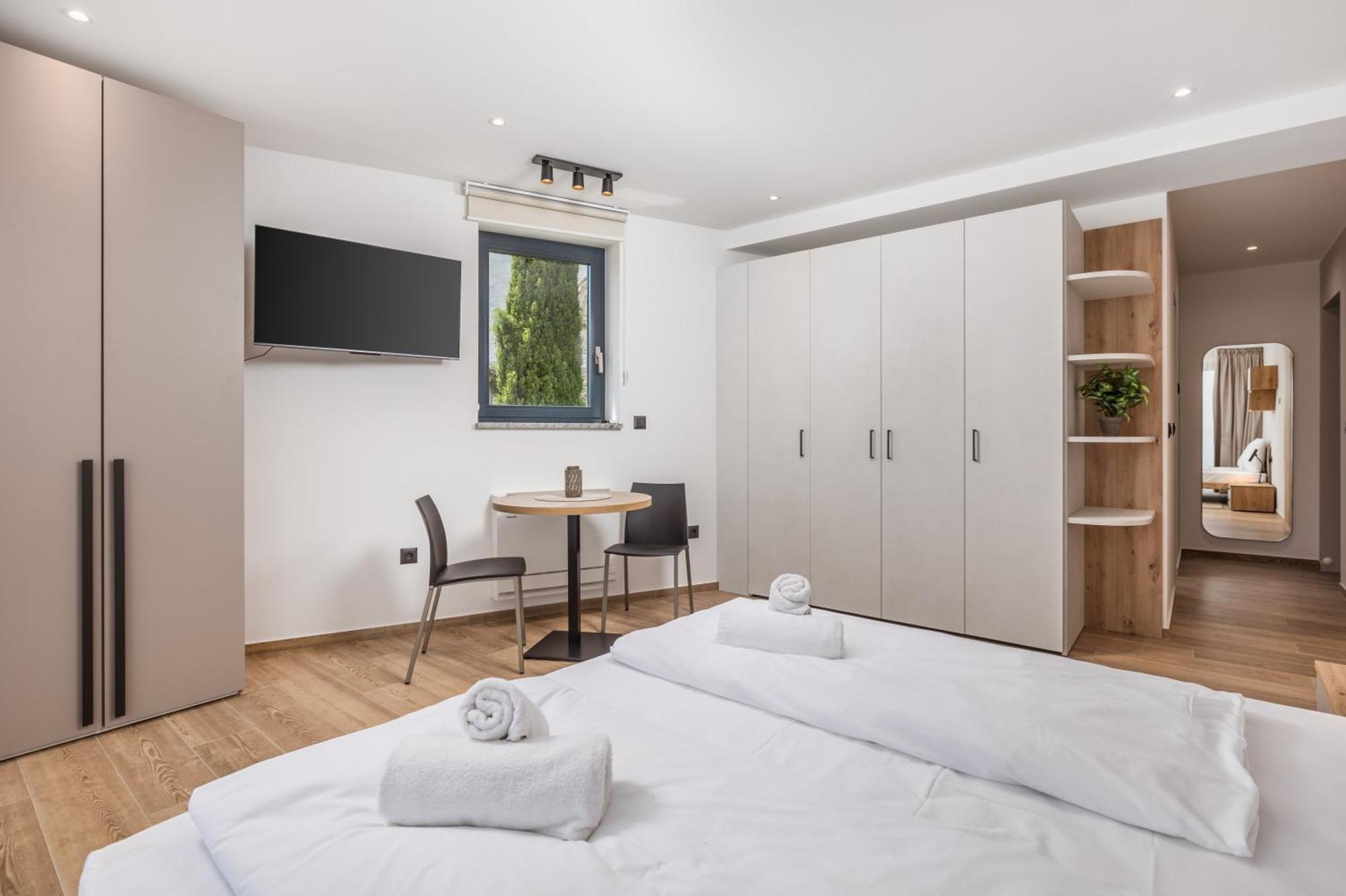 אופטיה Belinda Apartments With Balcony & Private Parking מראה חיצוני תמונה